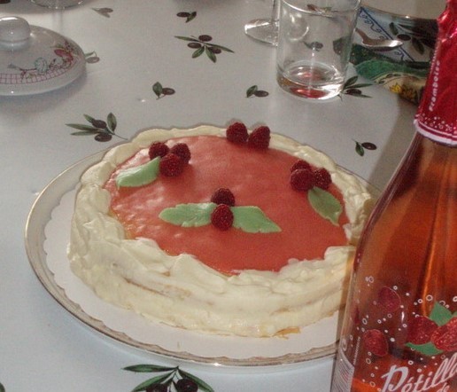 Gâteau léger framboise chantilly