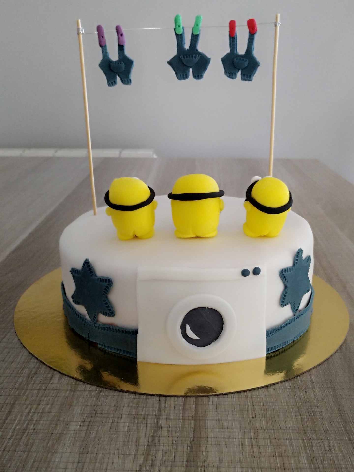 Gâteau Minions recto