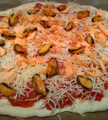 Pizza aux fruits de mer